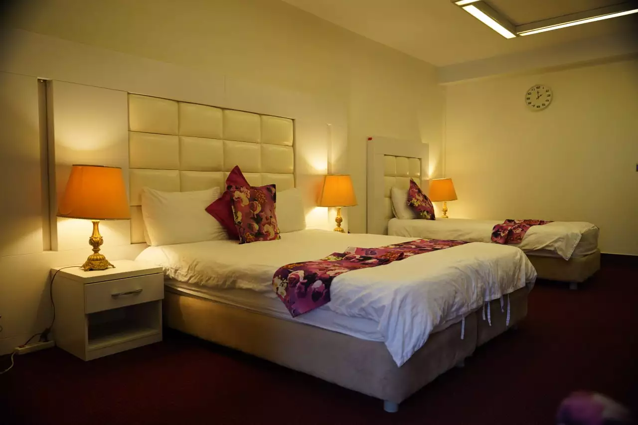 هتل بلوط تهران